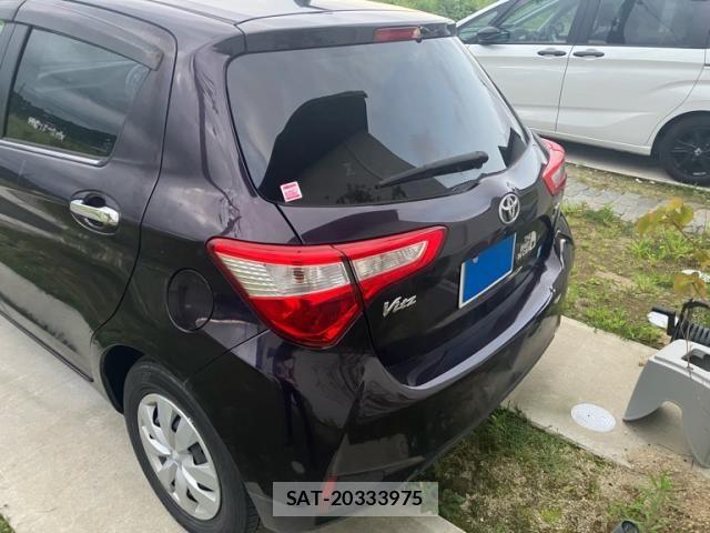 Toyota VITZ 2018-06 8369604-5
