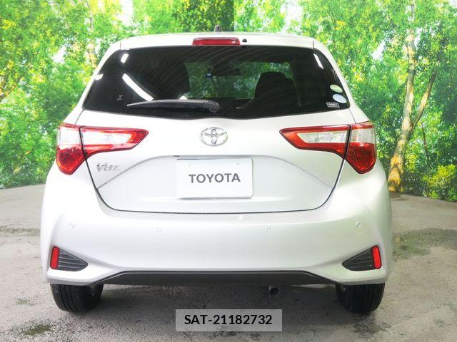 Toyota VITZ 2018-10 8369605-9