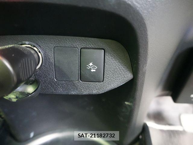 Toyota VITZ 2018-10 8369605-19