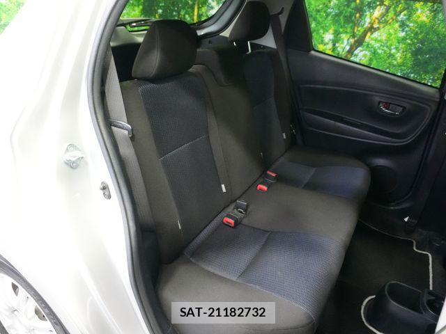 Toyota VITZ 2018-10 8369605-23