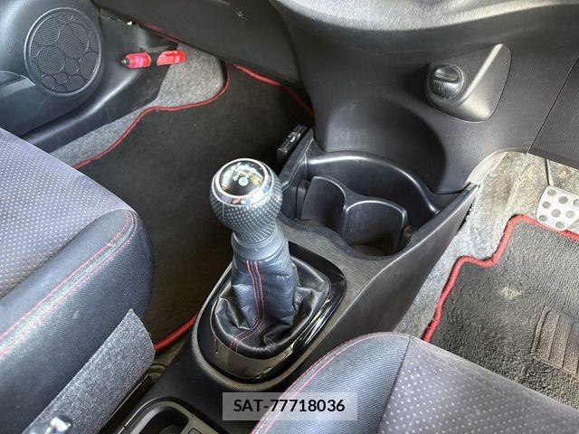 Toyota VITZ 2011-11 8369607-9