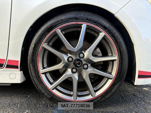 Toyota VITZ 2011-11 8369607-10