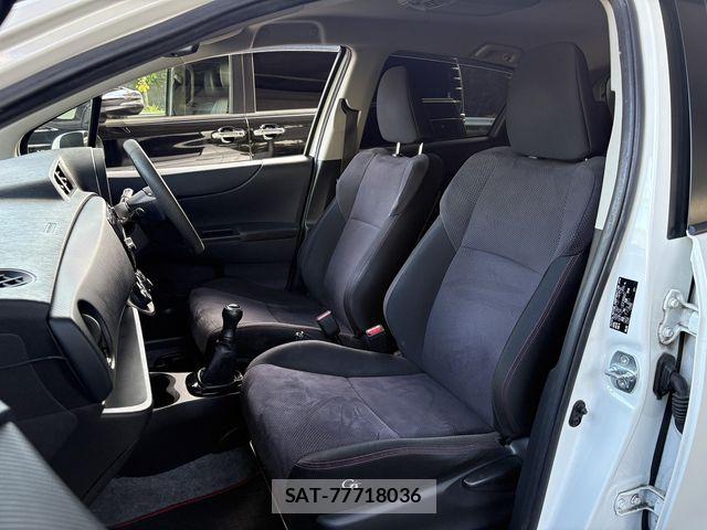 Toyota VITZ 2011-11 8369607-27