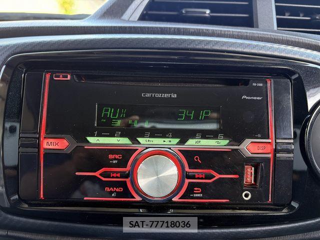 Toyota VITZ 2011-11 8369607-8