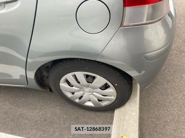 Toyota VITZ 2009-09 8369618-9
