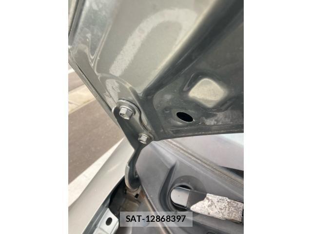 Toyota VITZ 2009-09 8369618-15