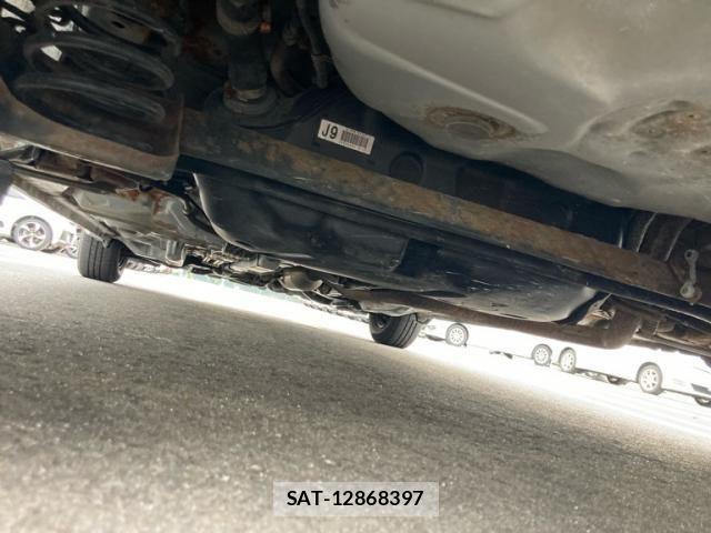 Toyota VITZ 2009-09 8369618-16