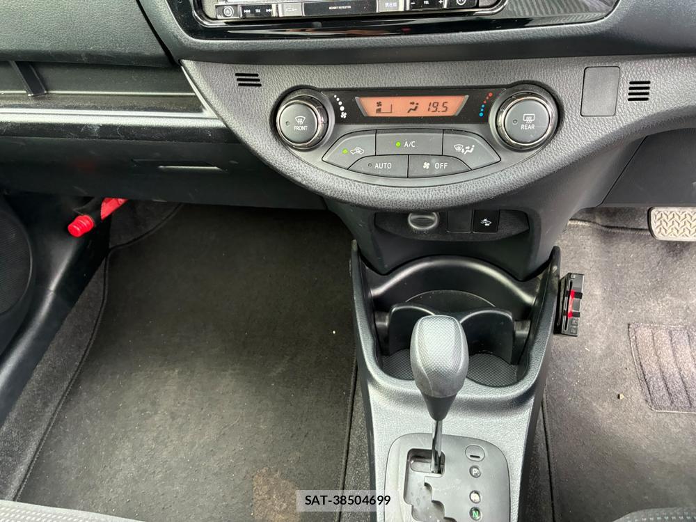 Toyota VITZ 2019-07 8107903-15