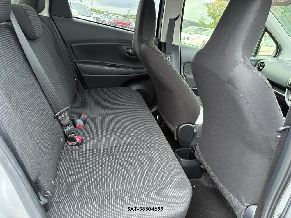 Toyota VITZ 2019-07 8107903-22