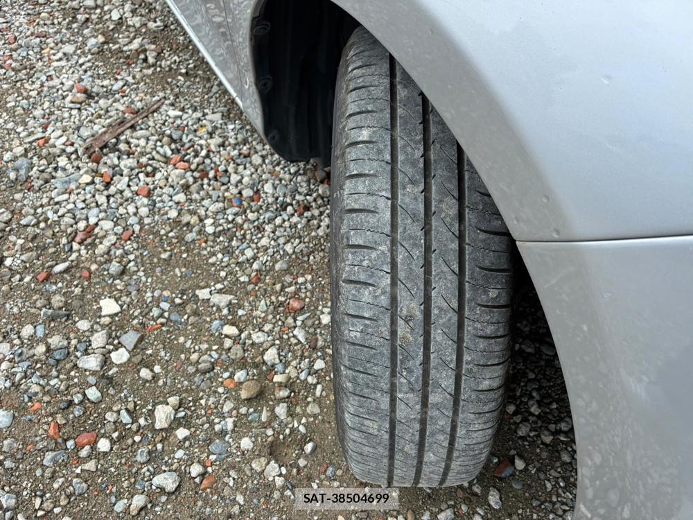 Toyota VITZ 2019-07 8107903-31