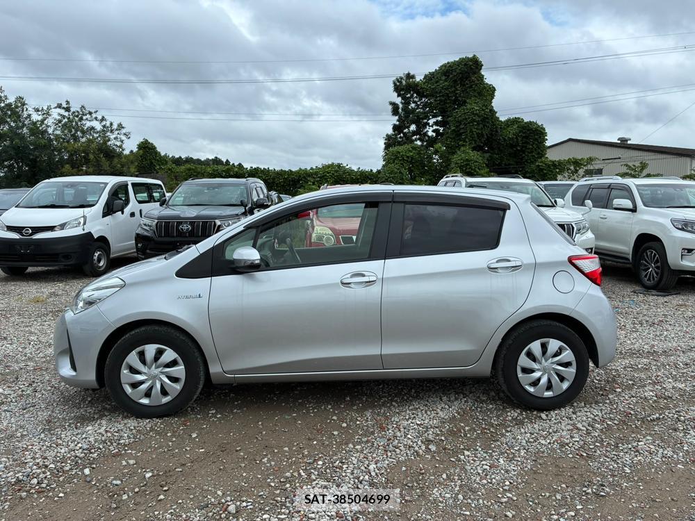Toyota VITZ 2019-07 8107903-5