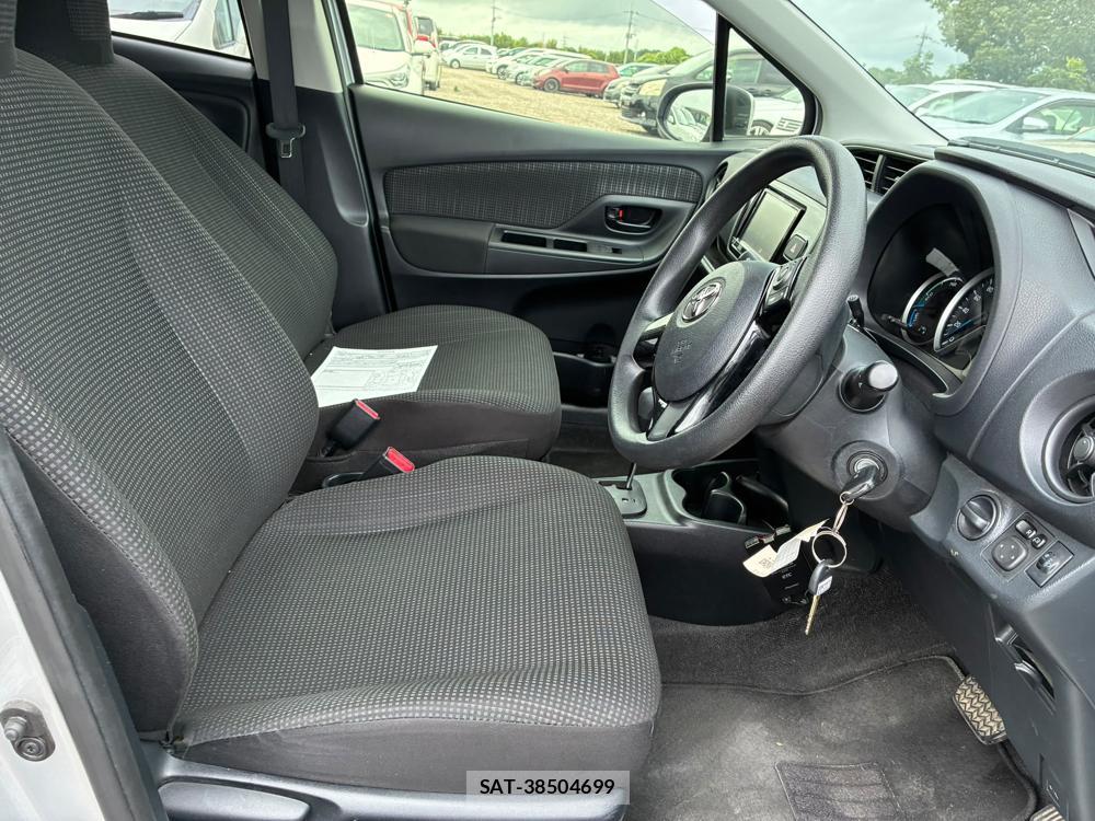 Toyota VITZ 2019-07 8107903-8