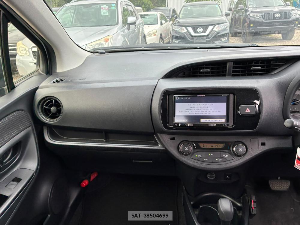Toyota VITZ 2019-07 8107903-17