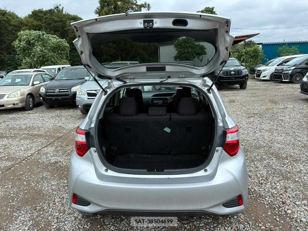Toyota VITZ 2019-07 8107903-26