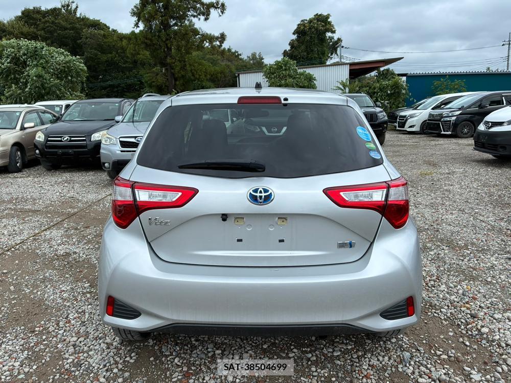 Toyota VITZ 2019-07 8107903-3