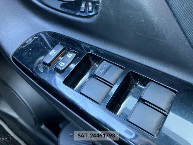 Toyota VITZ 2019-11 8372332-21