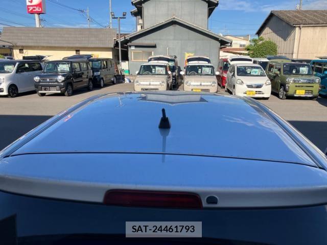 Toyota VITZ 2019-11 8372332-4