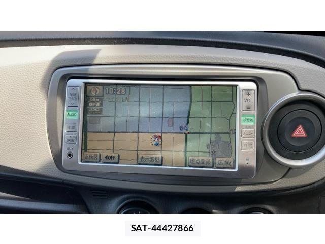 Toyota VITZ 2011-10 8372339-9