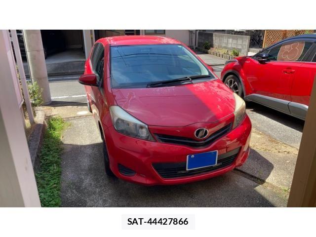 Toyota VITZ 2011-10 8372339-1
