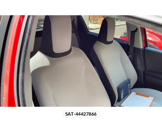 Toyota VITZ 2011-10 8372339-5