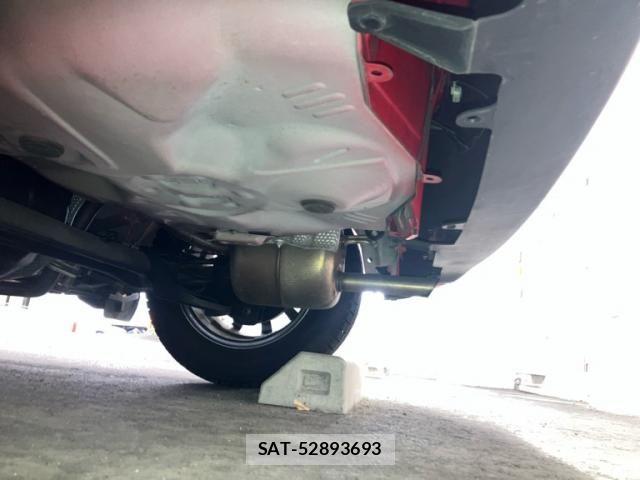 Toyota VITZ 2018-04 8372335-11