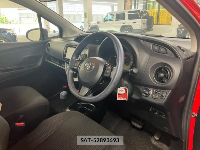Toyota VITZ 2018-04 8372335-12