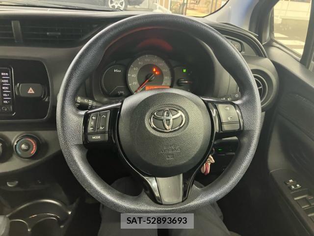 Toyota VITZ 2018-04 8372335-15