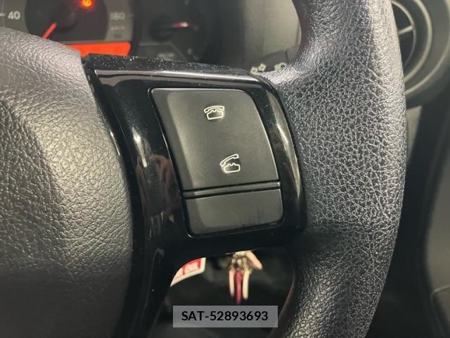 Toyota VITZ 2018-04 8372335-17