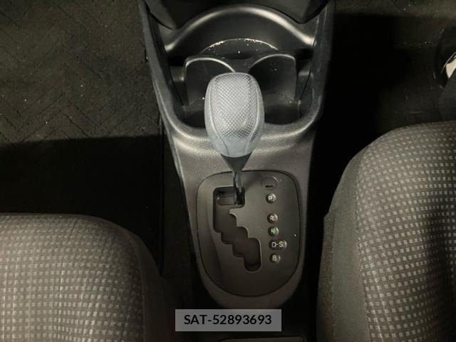 Toyota VITZ 2018-04 8372335-19