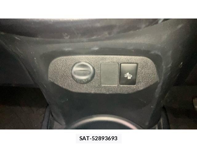 Toyota VITZ 2018-04 8372335-25