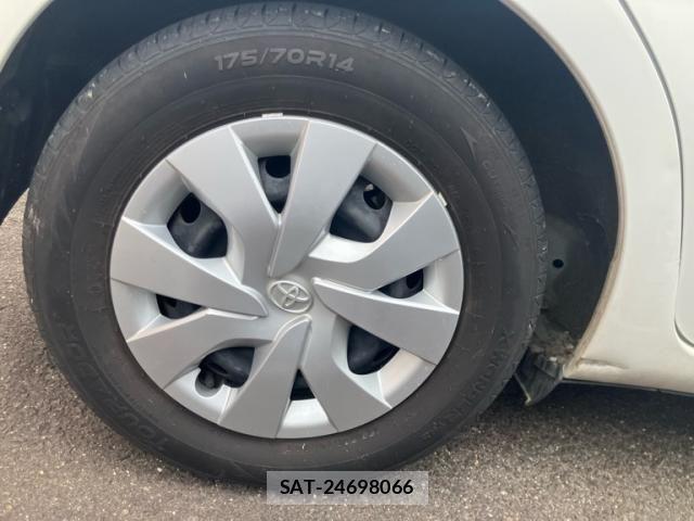Toyota VITZ 2015-03 8372334-10