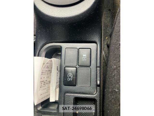 Toyota VITZ 2015-03 8372334-26