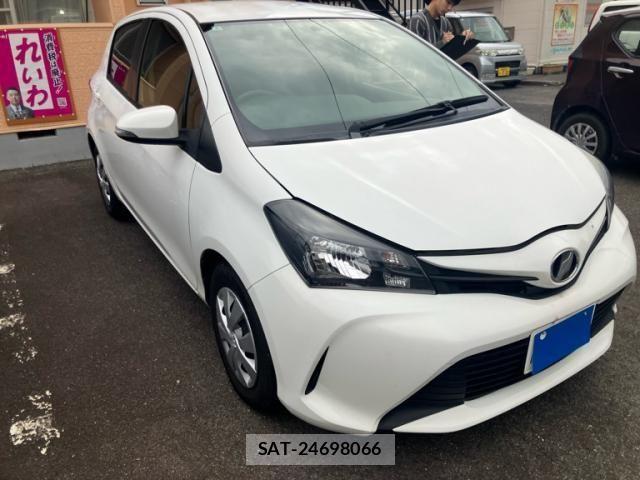 Toyota VITZ 2015-03 8372334-3