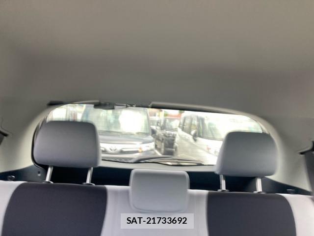 Toyota VITZ 2015-09 8372336-26