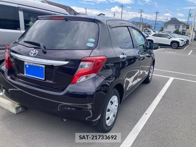 Toyota VITZ 2015-09 8372336-3