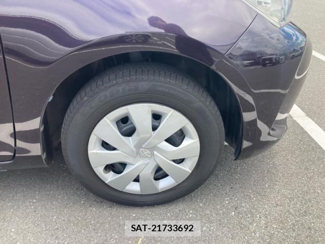 Toyota VITZ 2015-09 8372336-6