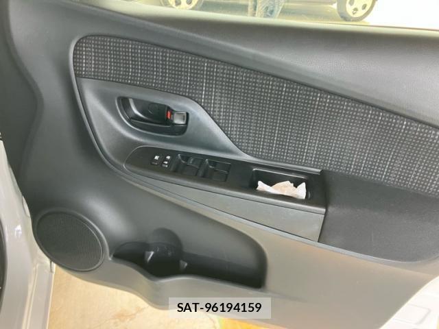 Toyota VITZ 2018-10 8410946-14