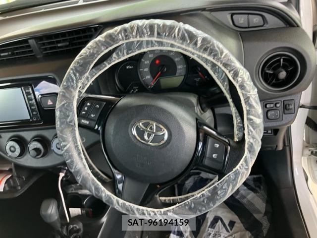 Toyota VITZ 2018-10 8410946-15