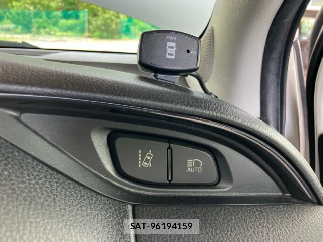 Toyota VITZ 2018-10 8410946-20