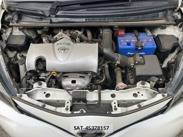 Toyota VITZ 2015-12 8410944-10