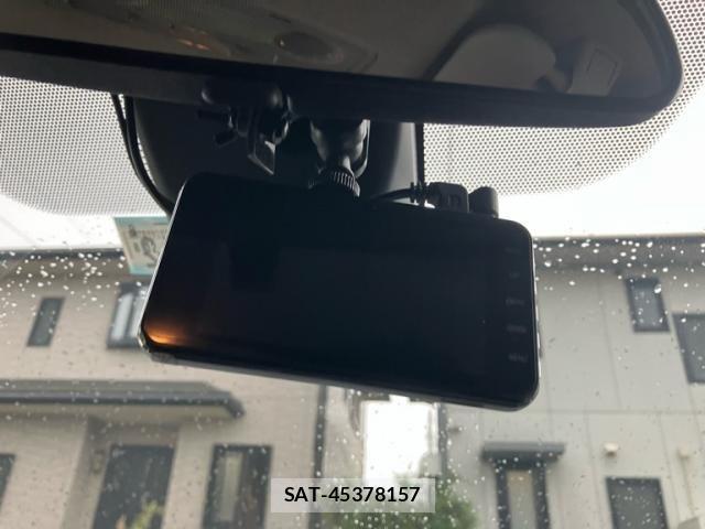 Toyota VITZ 2015-12 8410944-19