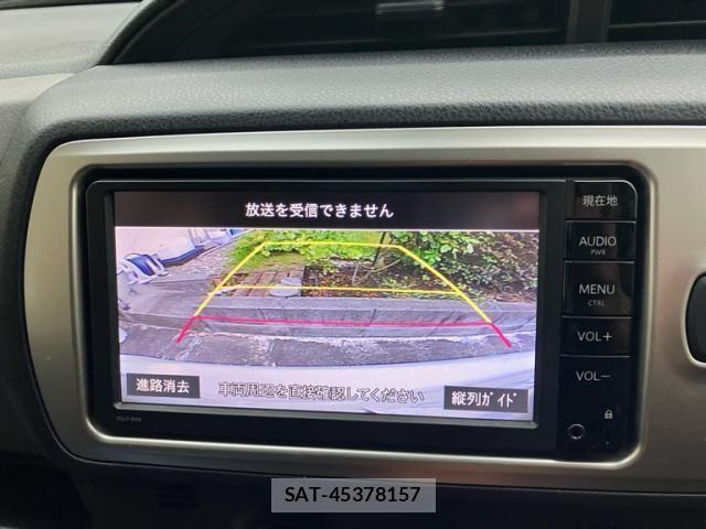 Toyota VITZ 2015-12 8410944-22