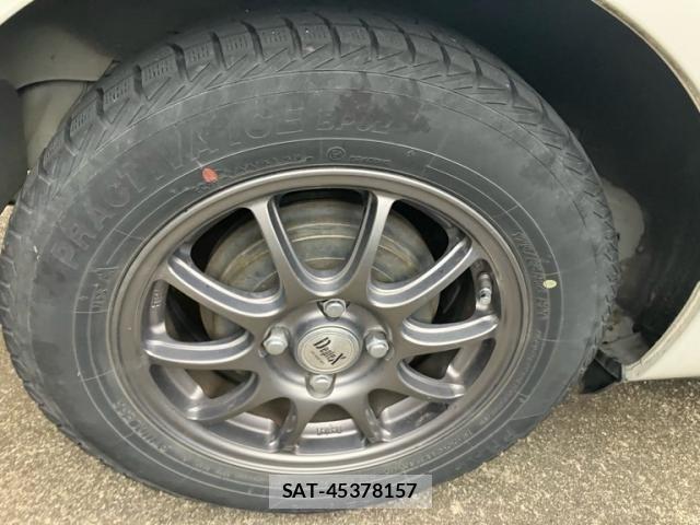 Toyota VITZ 2015-12 8410944-3
