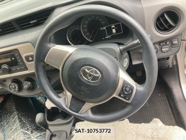 Toyota VITZ 2014-06 8415708-9