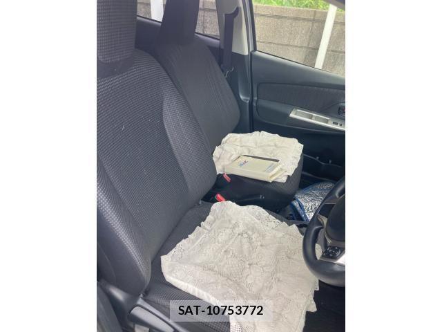 Toyota VITZ 2014-06 8415708-12