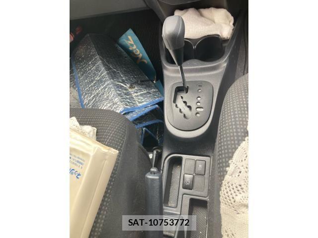 Toyota VITZ 2014-06 8415708-16