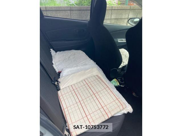 Toyota VITZ 2014-06 8415708-17
