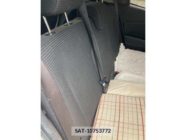 Toyota VITZ 2014-06 8415708-18