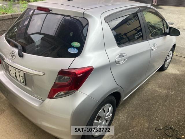 Toyota VITZ 2014-06 8415708-2