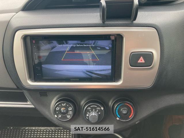 Toyota VITZ 2015-08 8415701-8